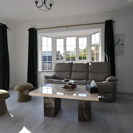 No 3 Willow * Skephubble